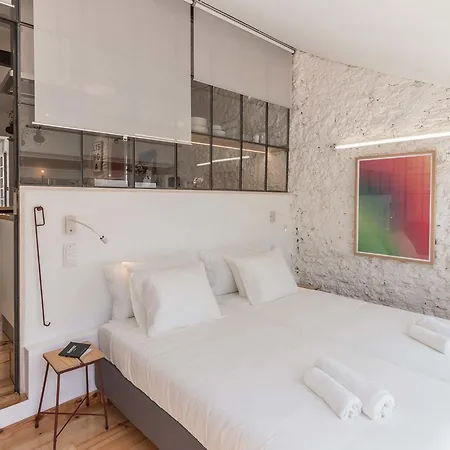 Apartamento Com Varanda, Muito Central, Ttl333 アパート *